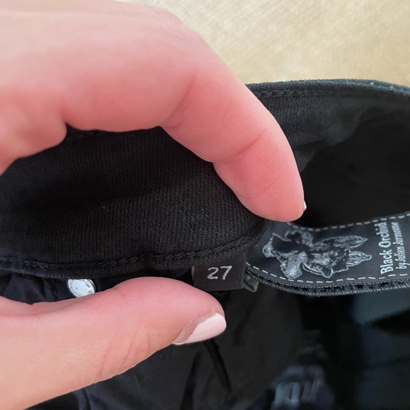 Black skinny jeans size 27 - Picture 3 of 3